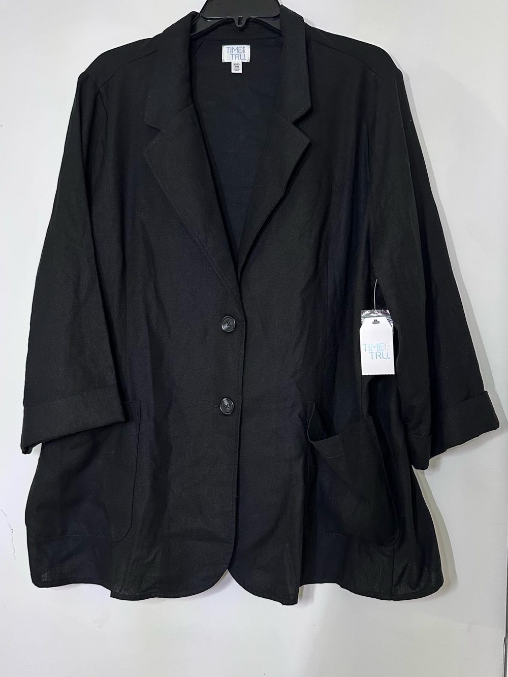 Time and Tru womenโs linen blend button front blazer